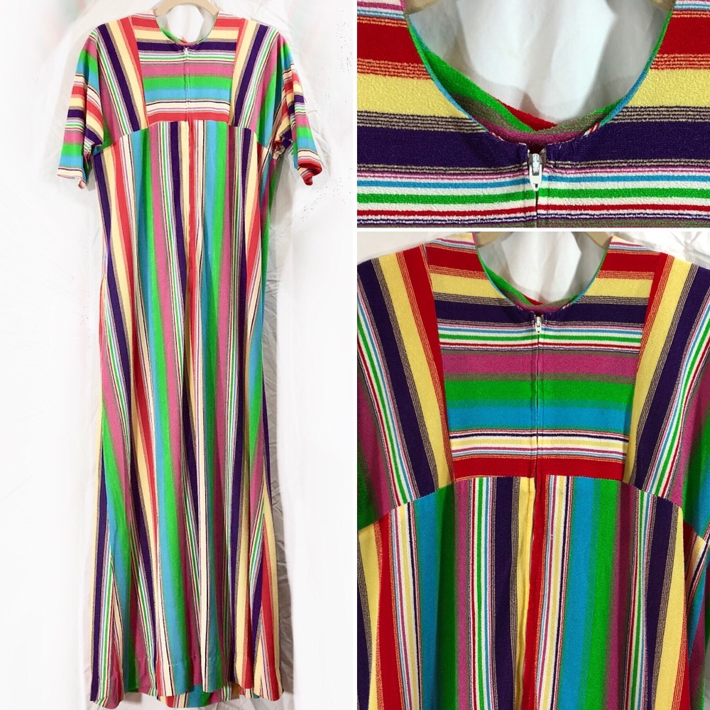 Vtg Terry Housecoat ⭐️Multi Stripes